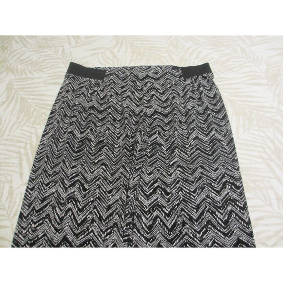 Motherhood Maternity Black & White Chevron Print Elastic Waist Wide-Leg Pants XL - Picture 3 of 5